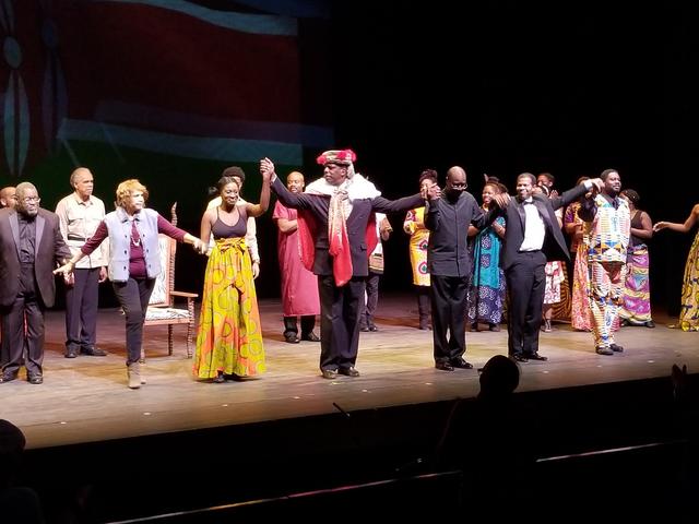 The cast and crew take their bows!